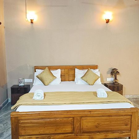 Sadhna Sadan Homestay Panna Madla Exteriör bild