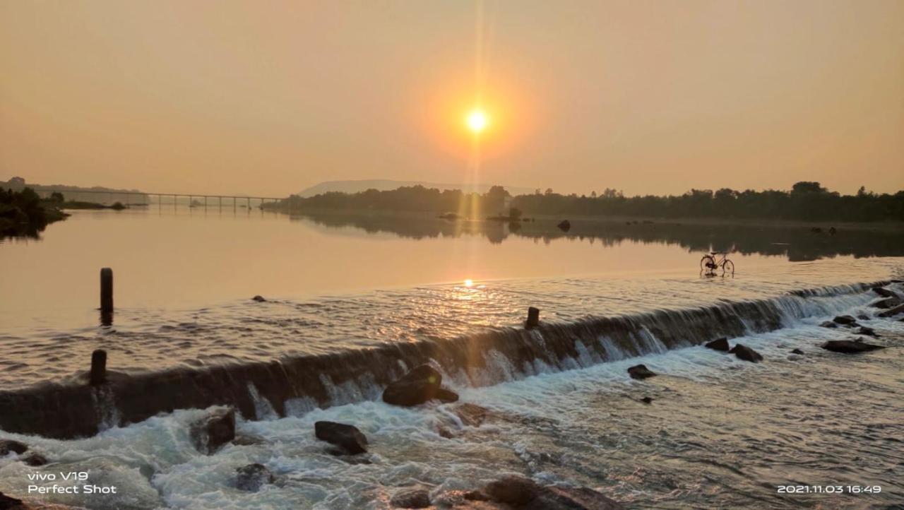 Sadhna Sadan Homestay Panna Madla Exteriör bild