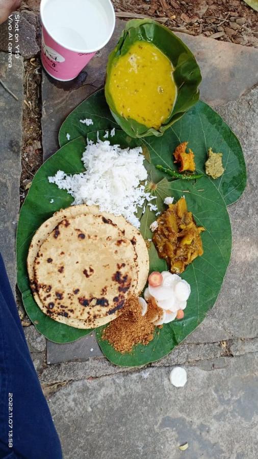Sadhna Sadan Homestay Panna Madla Exteriör bild