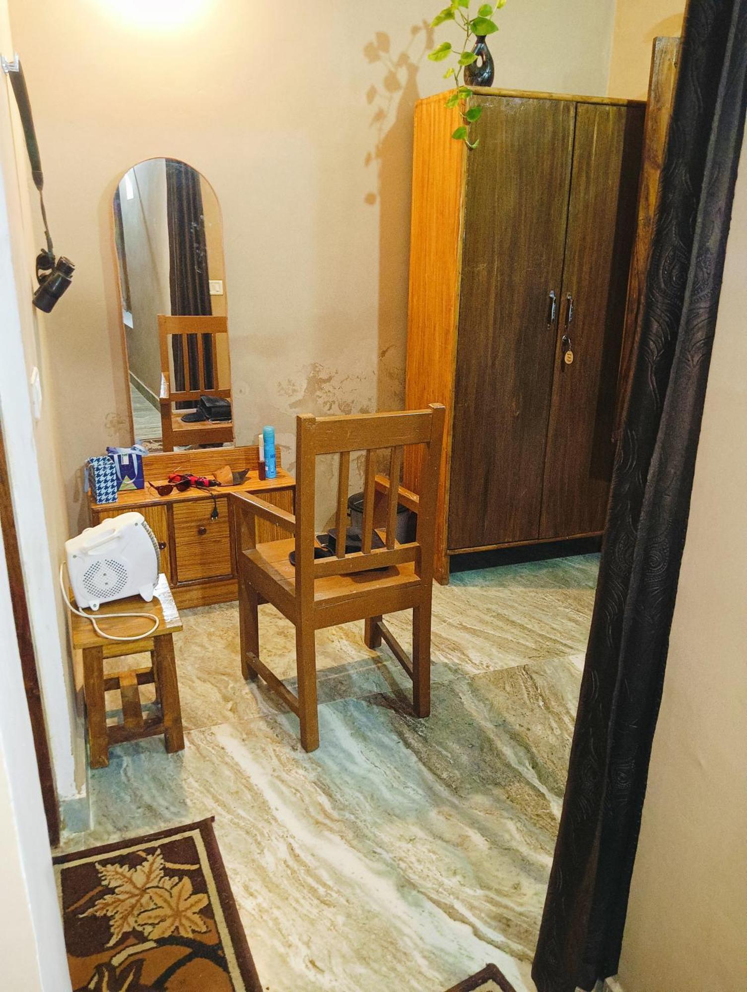 Sadhna Sadan Homestay Panna Madla Exteriör bild